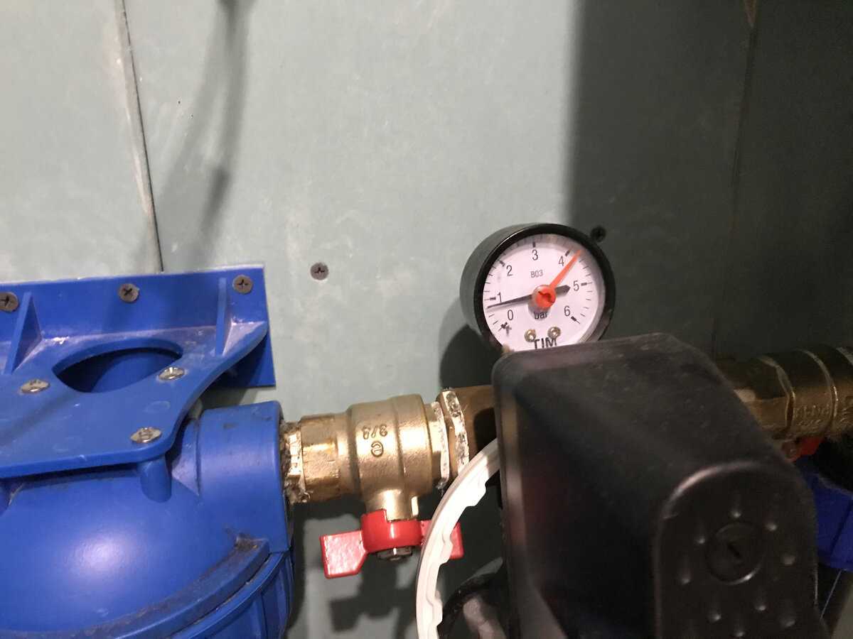 Вот такая картина открылась мне в техническом помещении 