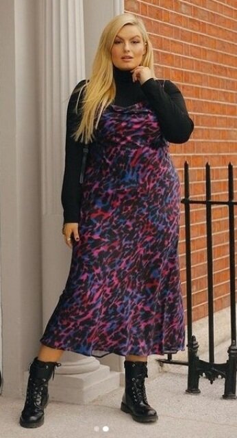 https://www.instagram.com/stylemecurvy/