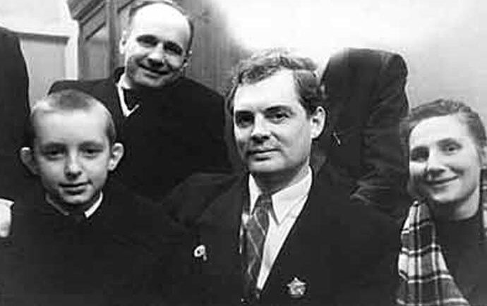 Актер павел кадочников биография личная жизнь Пережил сыновей, но не смог пережить предательства: судьба актера Павла Кадочник