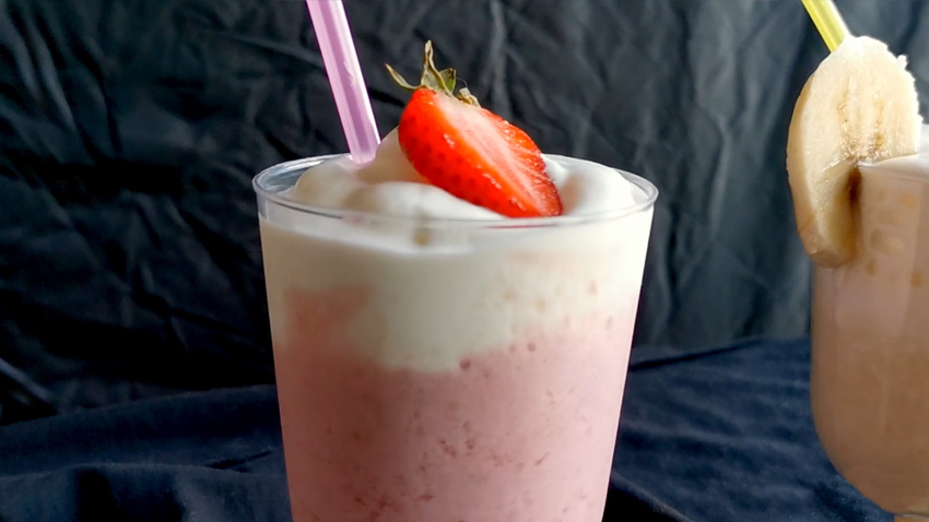 Фруктово-молочный коктейль «Фламинго»: рецепт и польза для здоровья