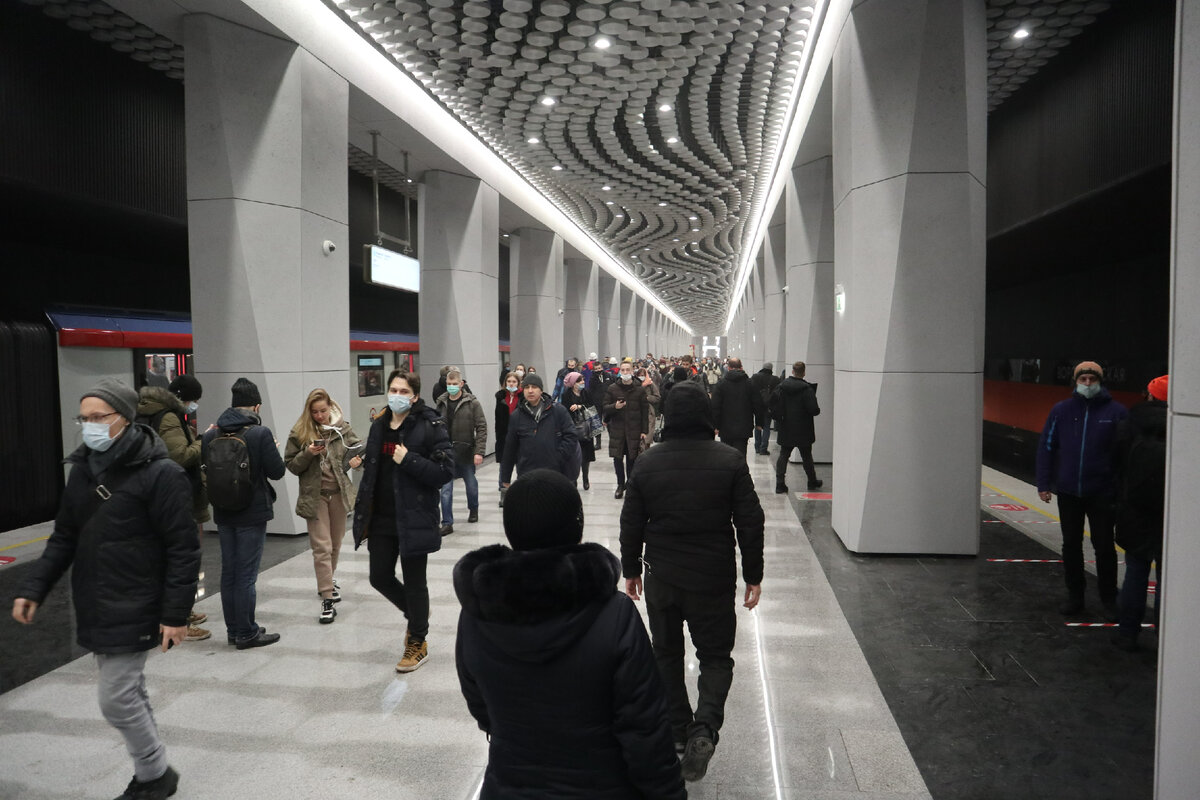 В Москве открыли новый участок Большой Кольцевой линии метро "Мнёвники - Каховская". Как это было?
