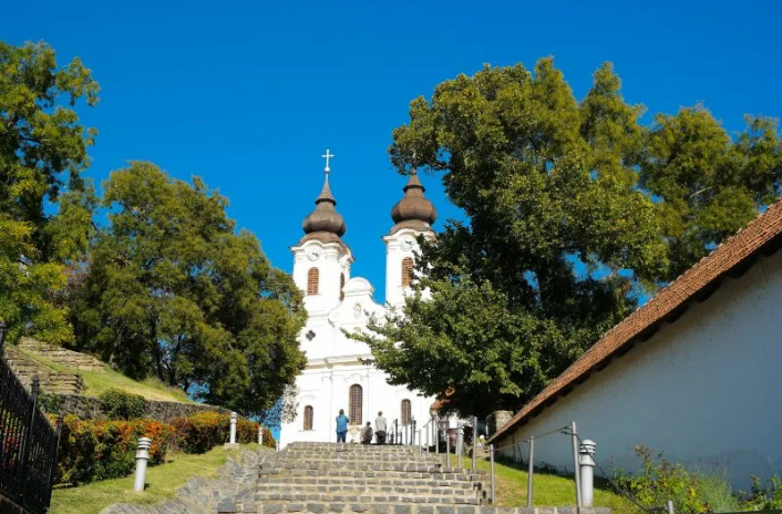 Бенедиктинское Аббатство 