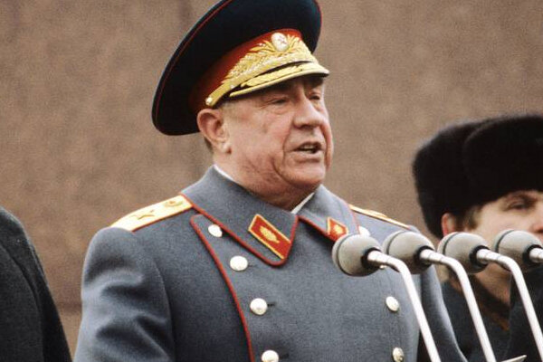 "Правил Россией в нетрезвом состоянии" - что говорил последний маршал Советского Союза о Ельцине?