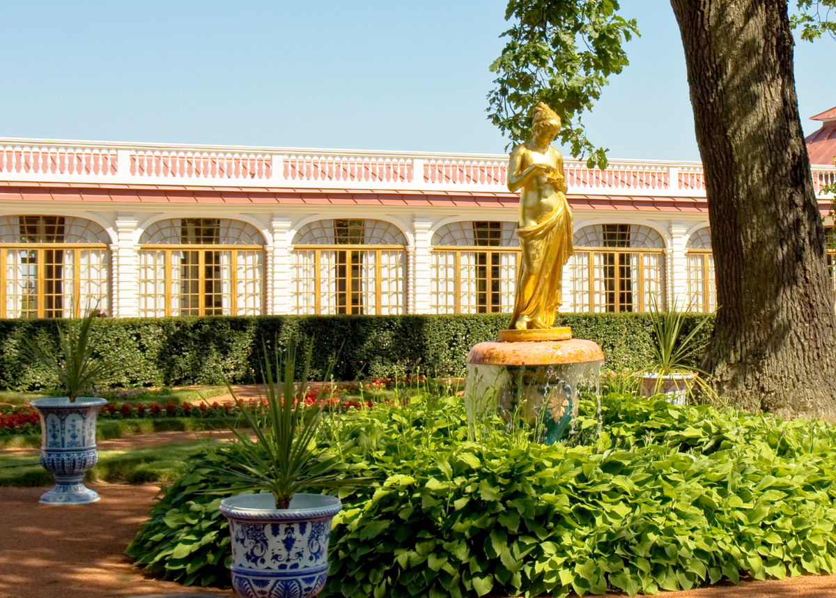 Фонтан в Петергофе