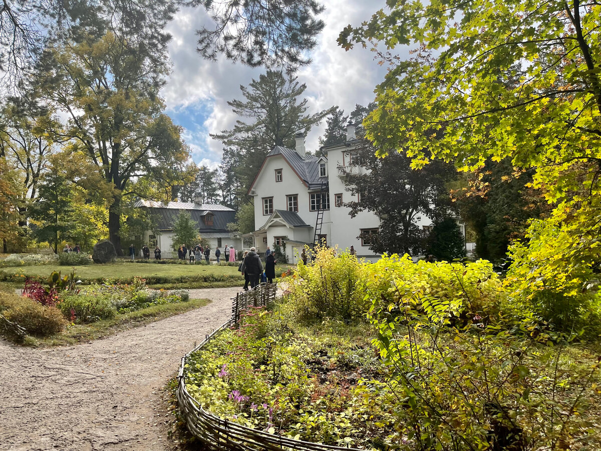 Государственный мемориальный историко-художественный и природный музей-заповедник художника Василия Поленова