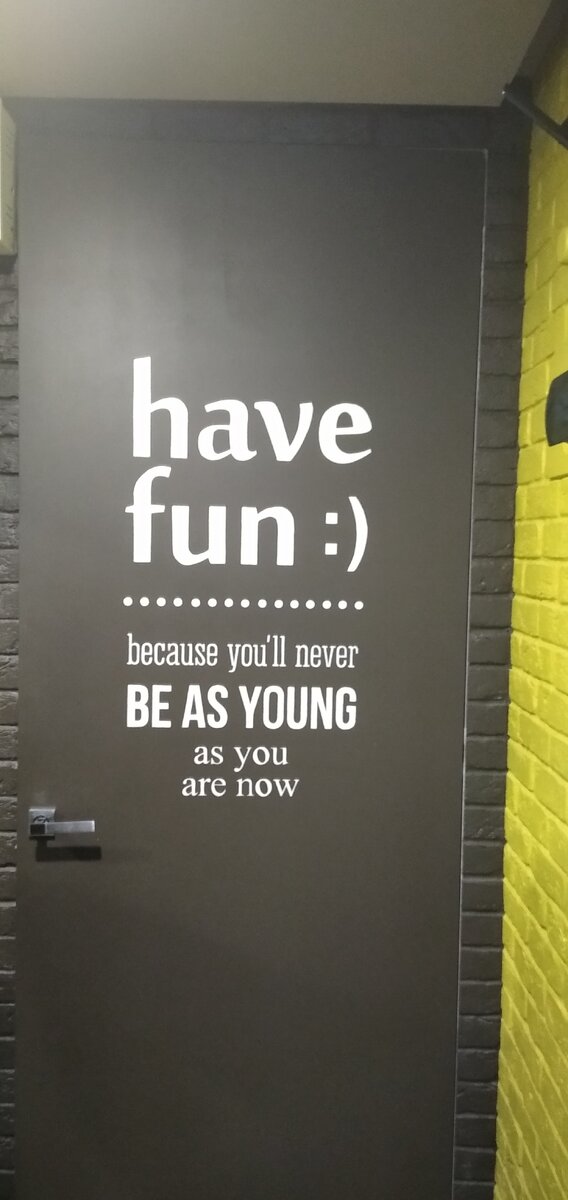 Апартаменты "Бруклин" в "Псковских дизайнерских Апартаментах"