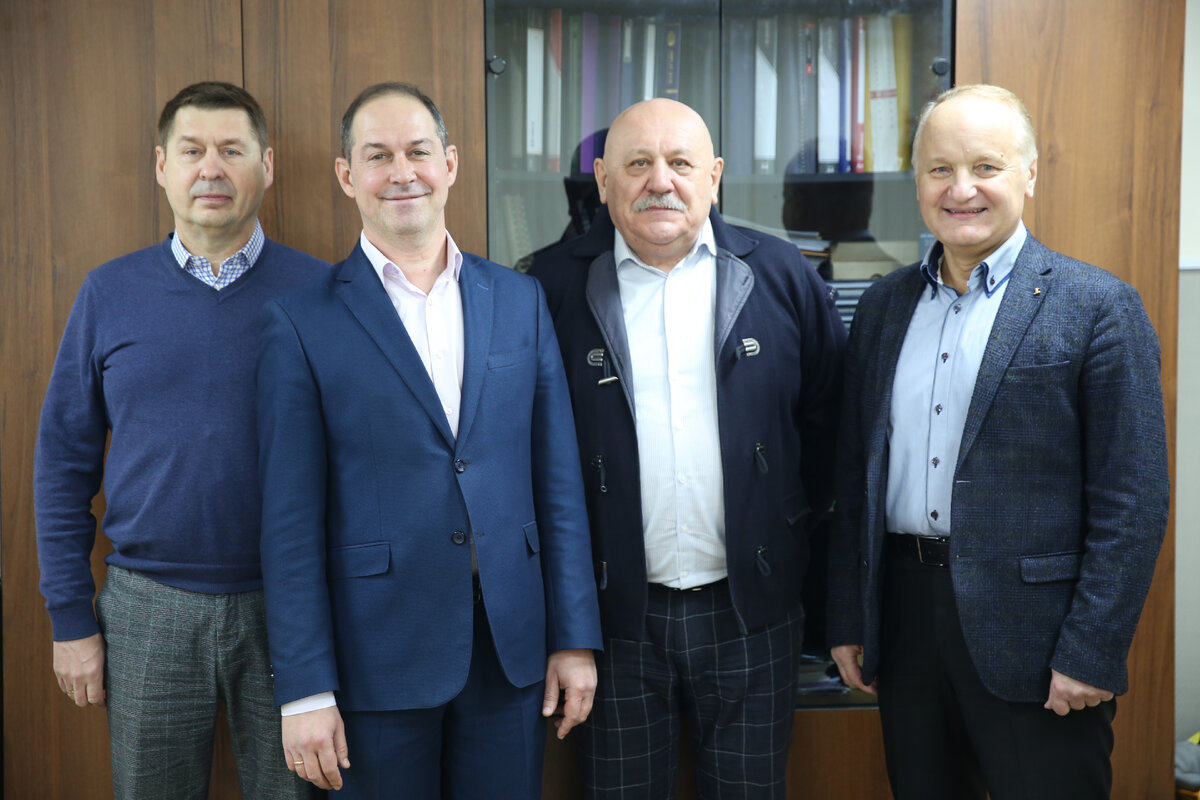 Генеральная дирекция ОАО "РИАТ".