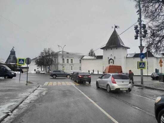     Фото: телеграм-канал "Убитые дороги Пскова"