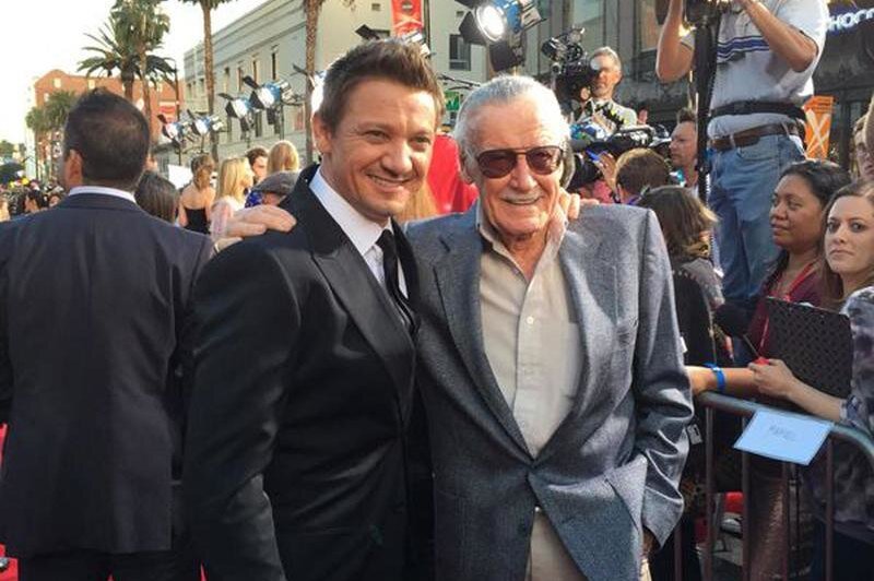     Убирал снег и попал в реанимацию: Джереми Реннер из «Мстителей» находится в критическом состоянии