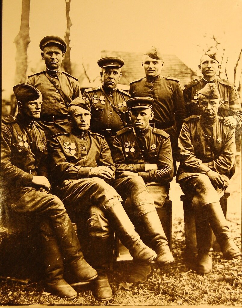 Сценарий старые военные фото