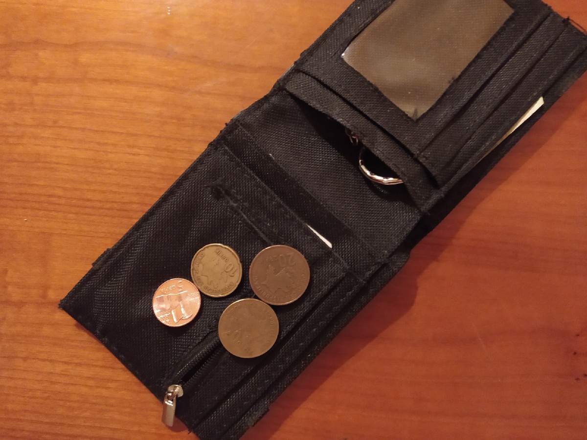 Монеты, но не старинные