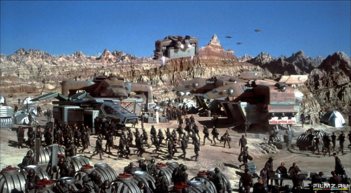 Масштабно и не настолько скучно, как "Трансформеры".