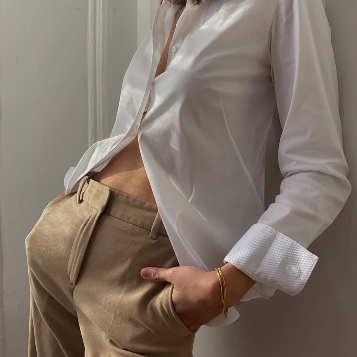 Все вопросы: «Почему она не уходит» упираются в одно — некуда идти, потому что денег нет.