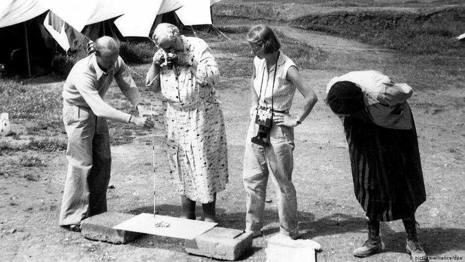 Кристи в Египте на раскопках