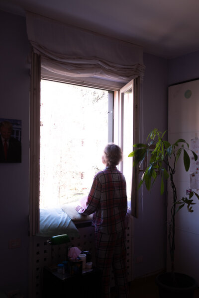 Фотографии из архива британского журнала hen There Was Us. Все фотографии доступны на сайте:covid19.publicsource.xyz/#