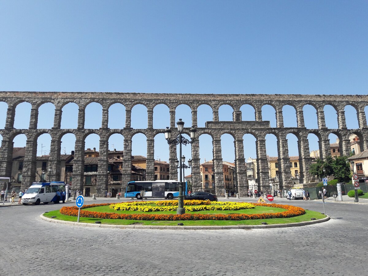 Акведук в Сеговии