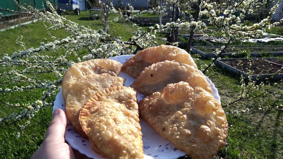 Чебуреков много не бывает...