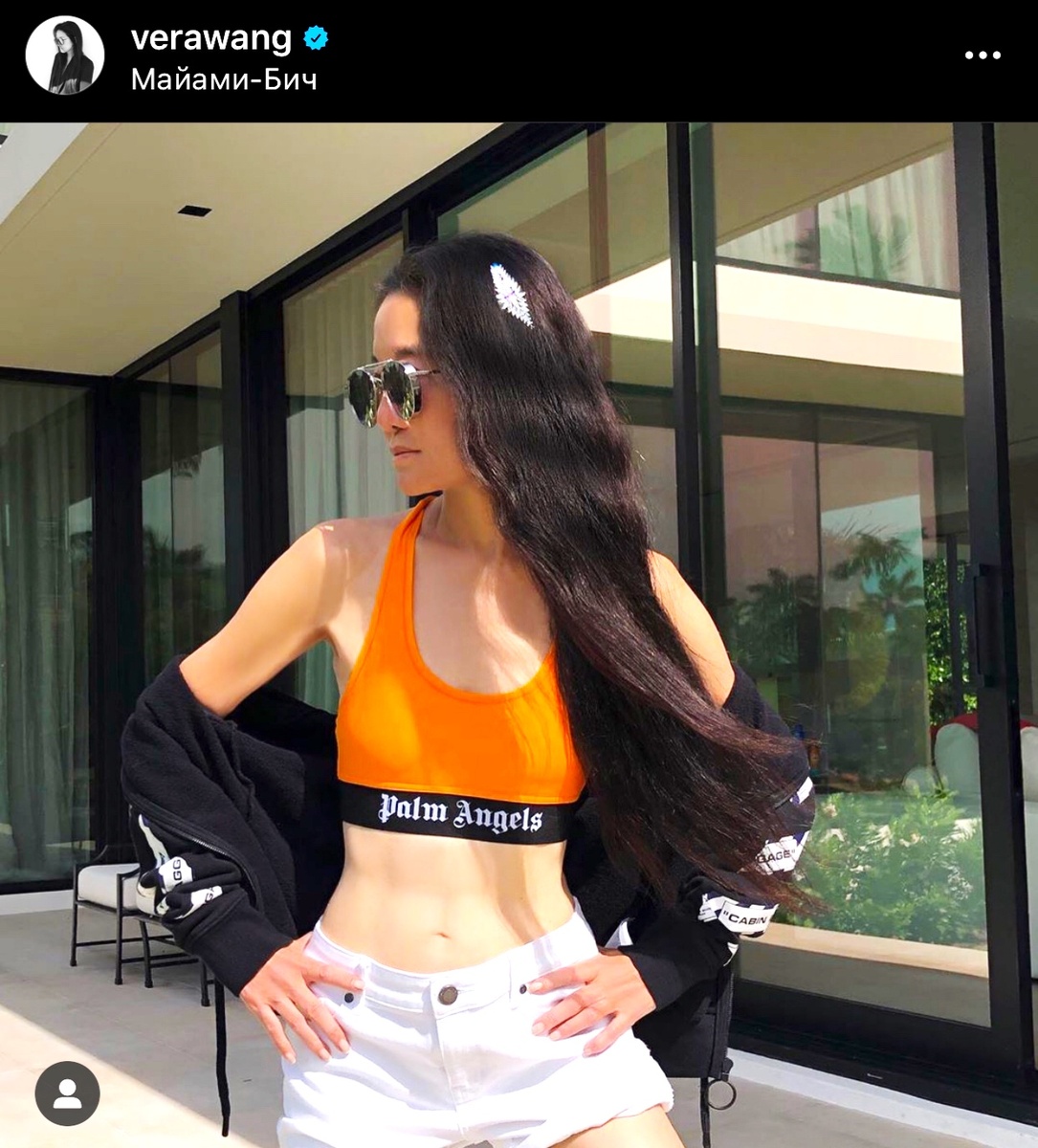 Источник всех фото: Instagram @verawang