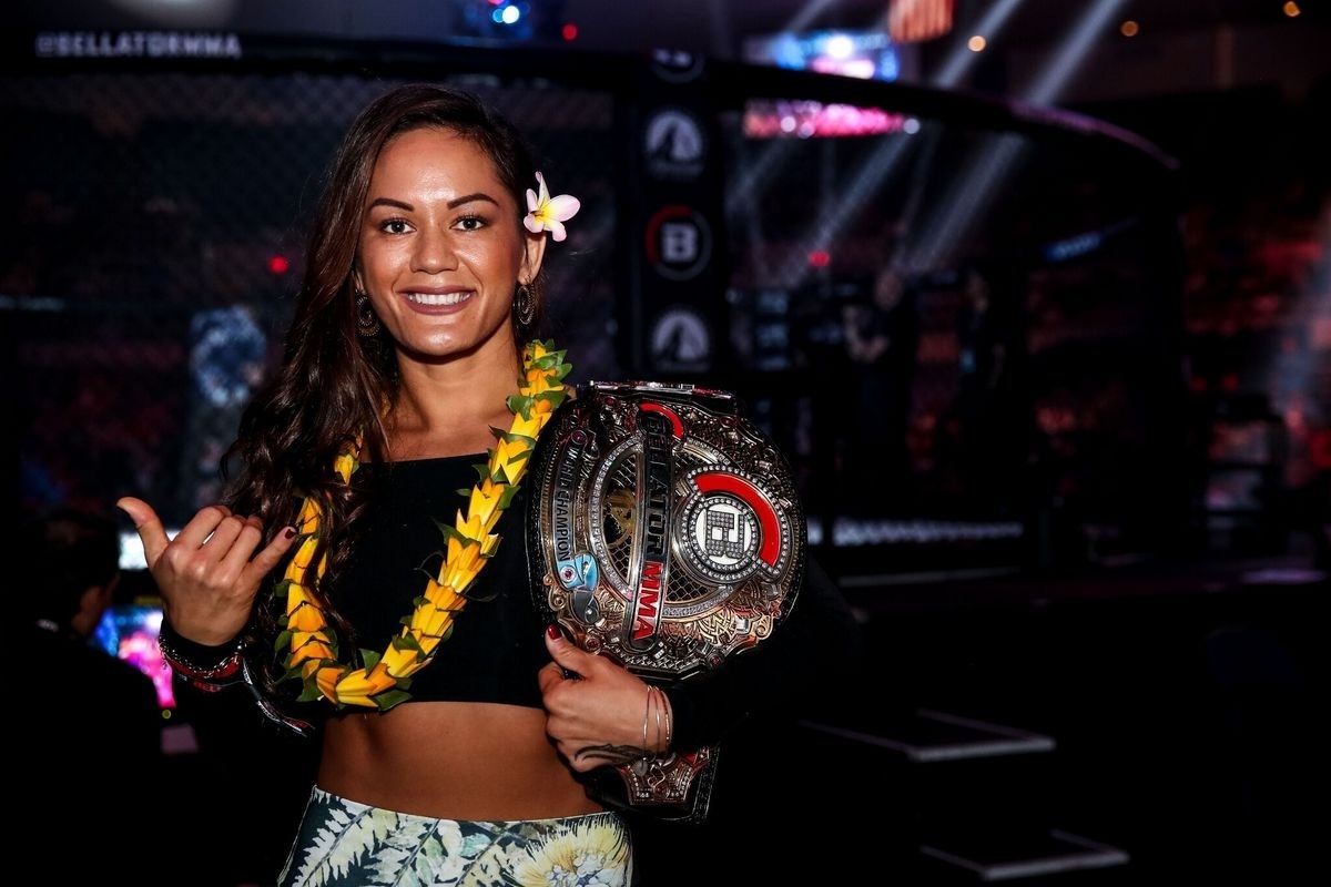Чемпионка Bellator Илима-Лей Макфарлейн