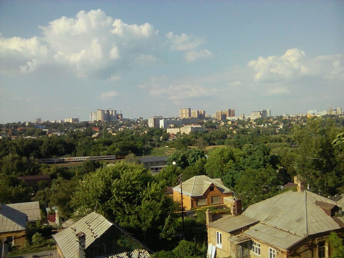 Ростов-на-Дону. Город контрастов. Фото автора.