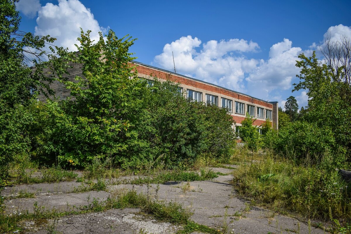 Жилые корпуса.