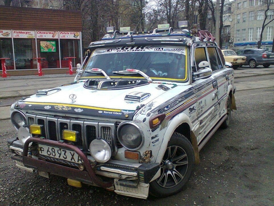 Нелепый автотюнинг