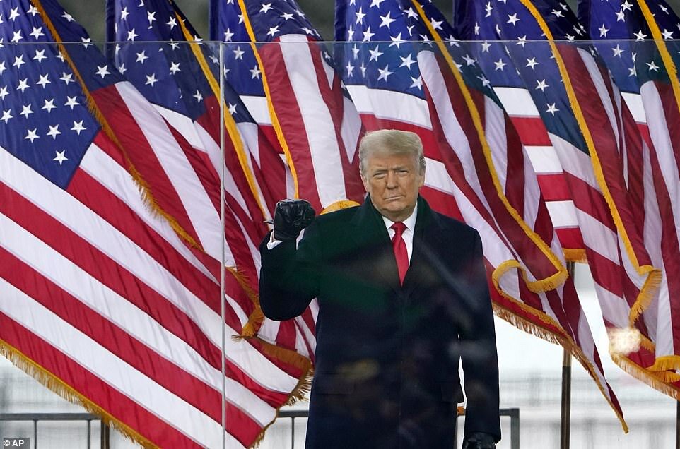 Трамп на митинге в свою поддержку.