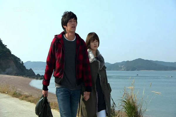 в дораме "Мир в котором они живут" - 2008 год. фотография взята из открытого источника