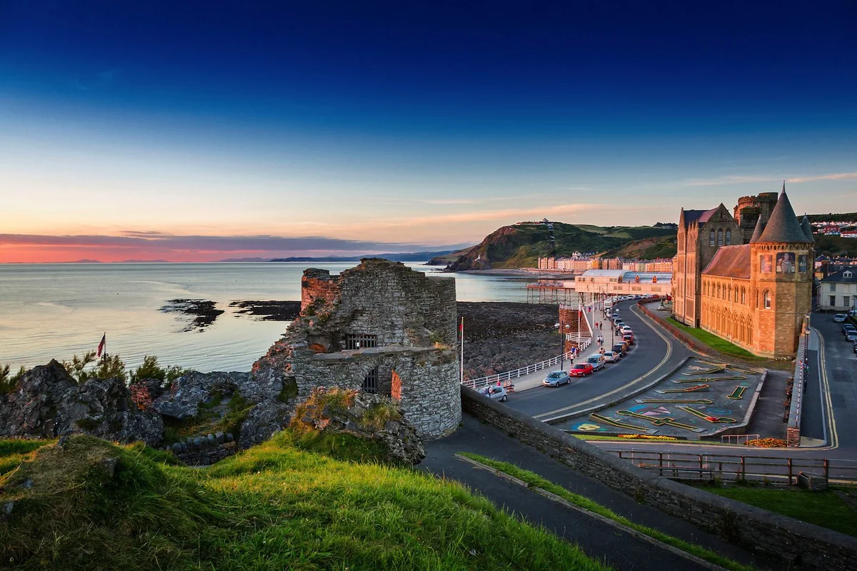 Крепость Конви Уэльс Великобритания. Аберистуит Уэльс. Aberystwyth, Wales. Город Аберистуит Великобритания.