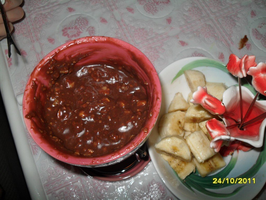 Шоколадное фондю в домашних условиях