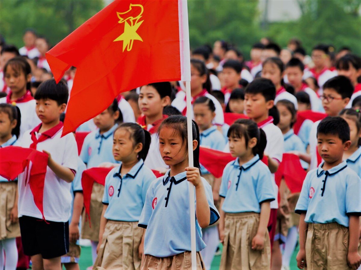                                                         Начало учебной недели в Китае