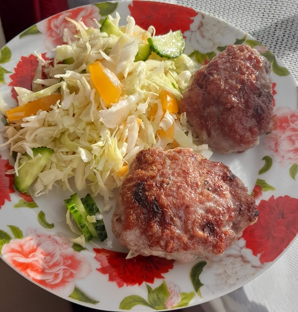Котлеты просто фарш с луком, без булки и картошки