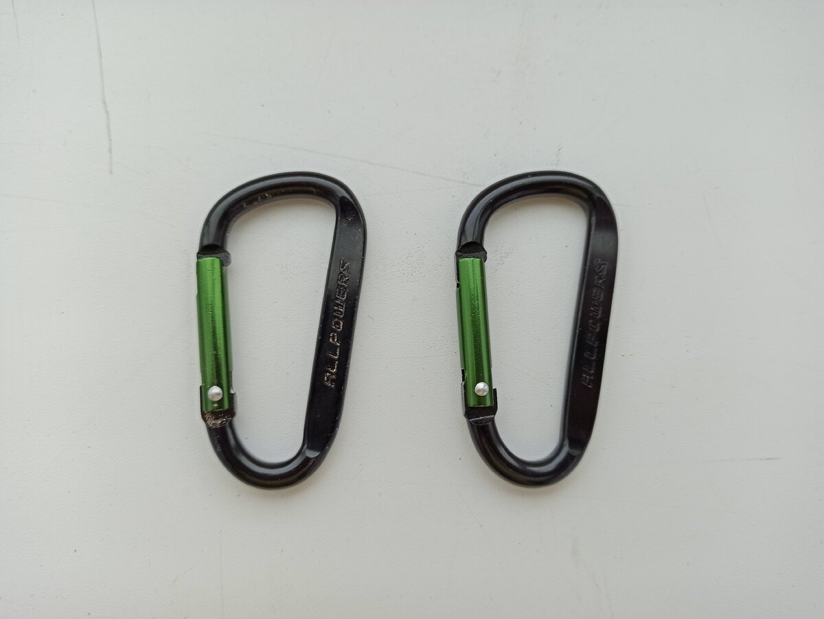 Карабины, входящие в комплект