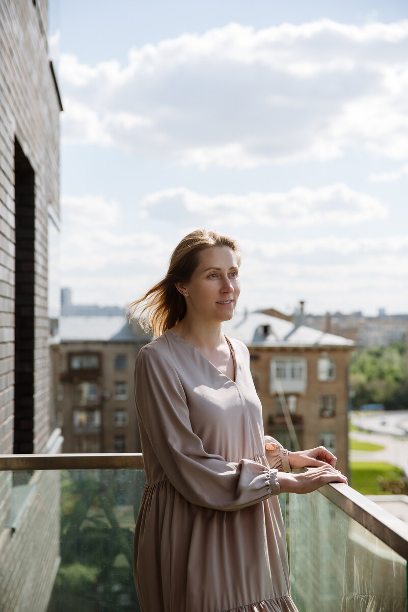 Приветствую вас на канале про краткосрочную аренду! Ставьте лайк и подписывайтесь :)