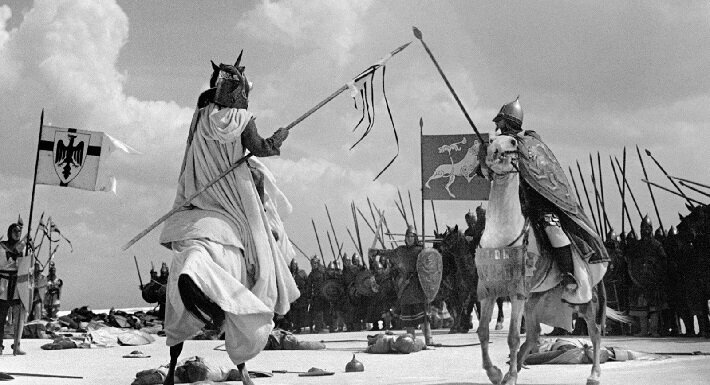 Сегодня – день церковного поминовения Александра Невского, русского князя XIII века. Это было тяжелое для Руси время, когда на западе на нее нападали католики, а на востоке – монголы.