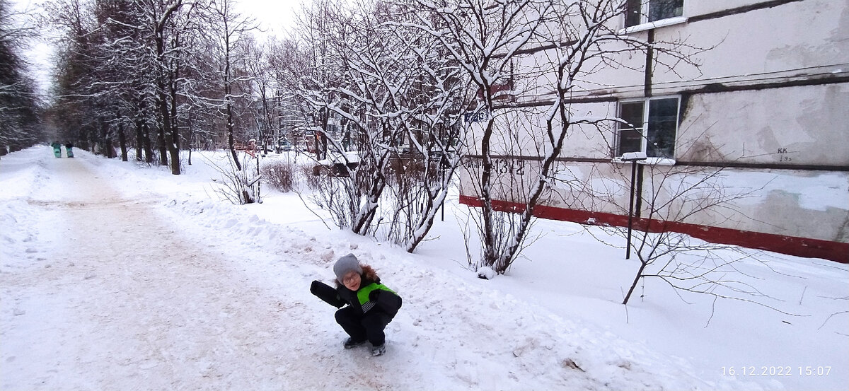 Фотография автора. На фотографии наш любимый и любящий сынок