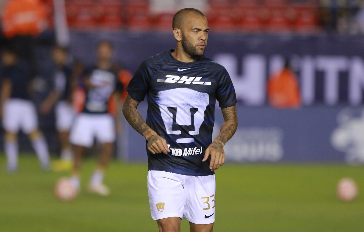    Дани Алвес  EPA-EFE/Víctor Cruz