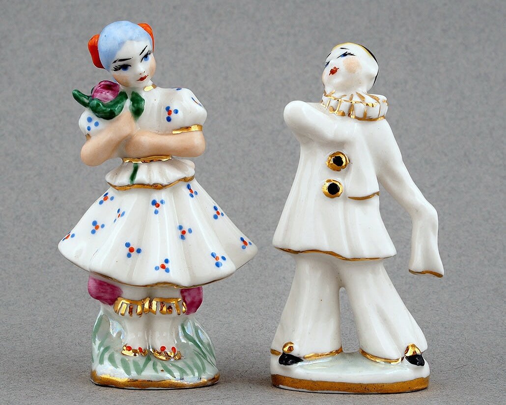 ���������� "�����" � "��������" �� �������� "������� ������" 1960-� �. ������ 7,5 ��. https://ru.bidspirit.com/