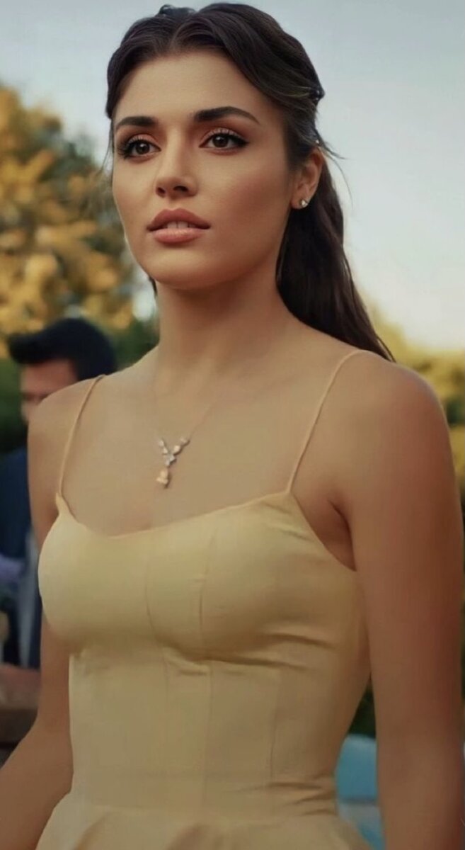 Фото с Pinterest https://pin.it/3fVQj7L (фрагмент из сериала «Постучись в мою дверь»)