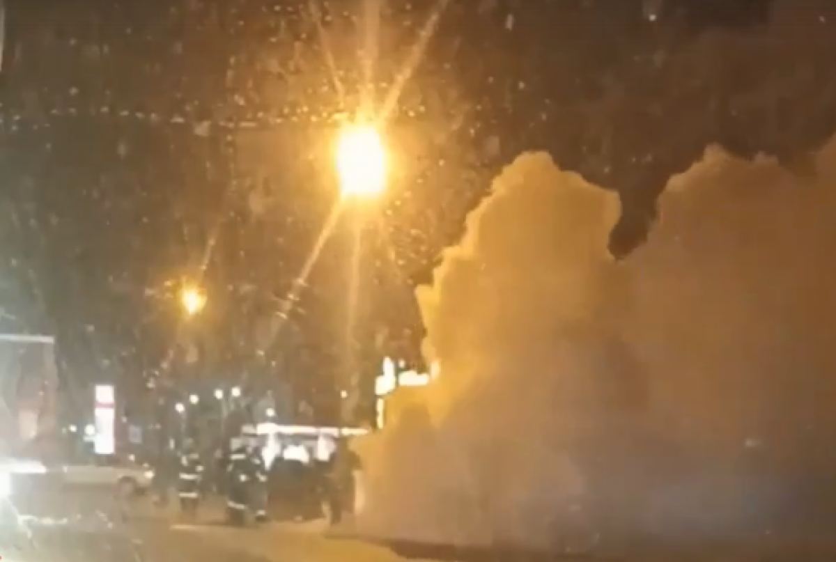 Что летает над сочи ночью. Ночь с 23 на 24 августа. Обстрел села безымено 25 августа 2022 года. Обстрелы сумской обл. Пожар в киеве.