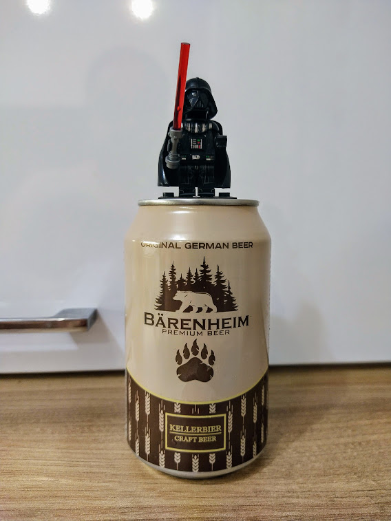 Мишка в погреб заходил, нефильтрач там находил)))