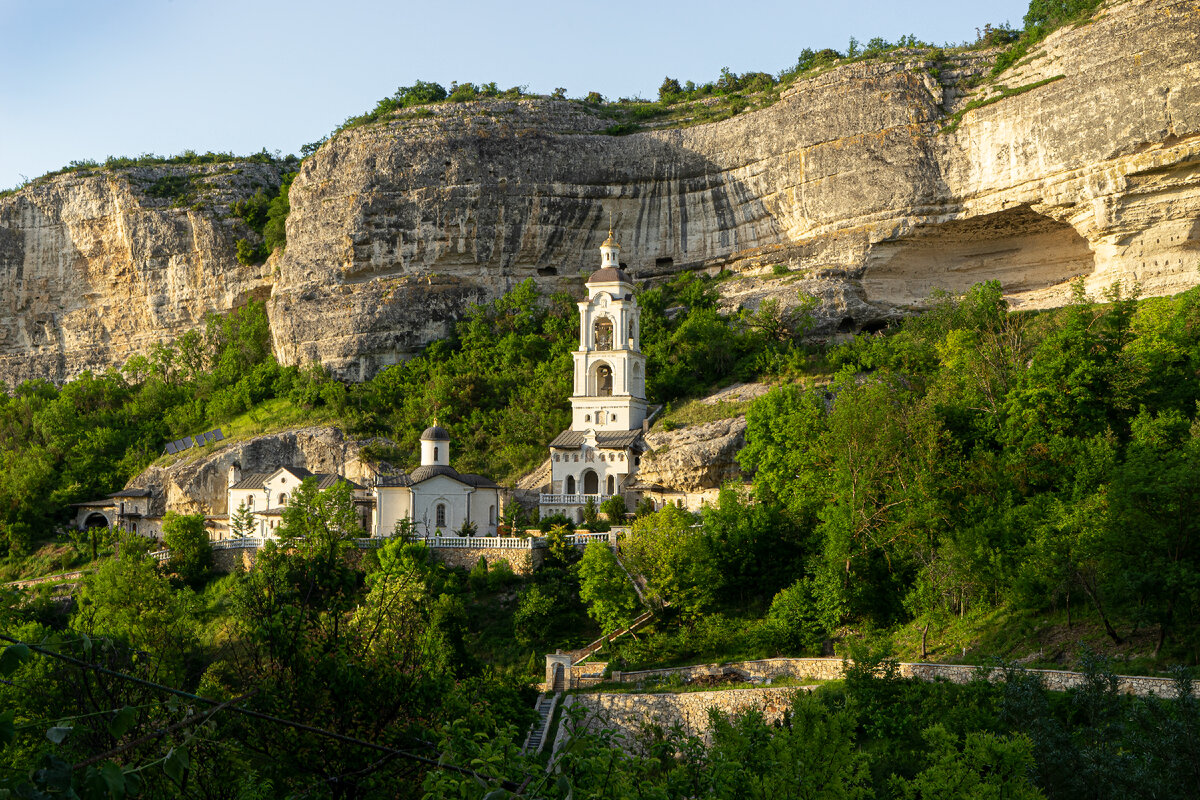 Пещерный монастырь в крыму