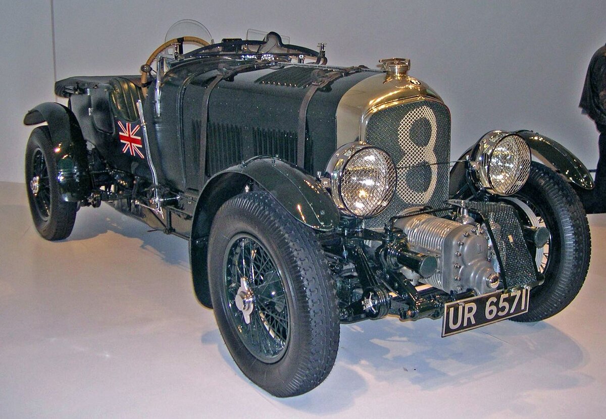 Bentley 1900