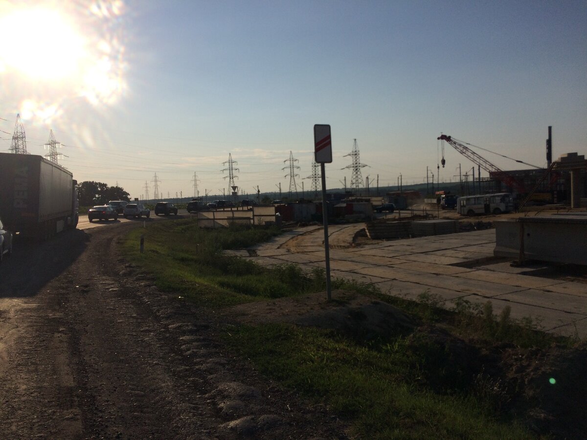 Подъезжаю к ж.д. переезду. фото автора