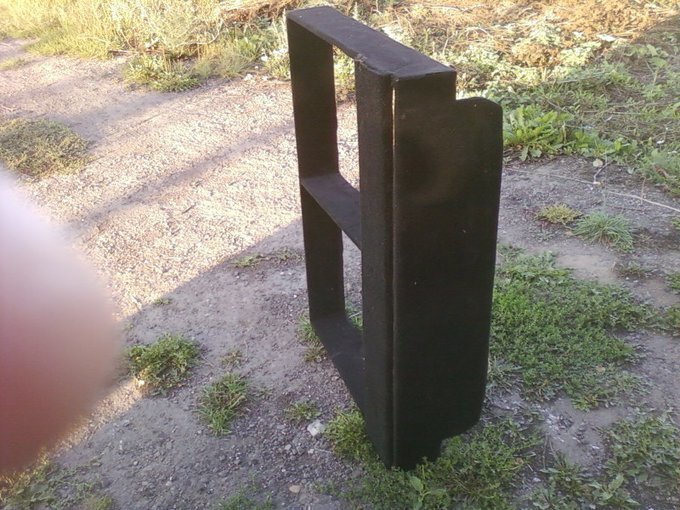 Первым родилось это