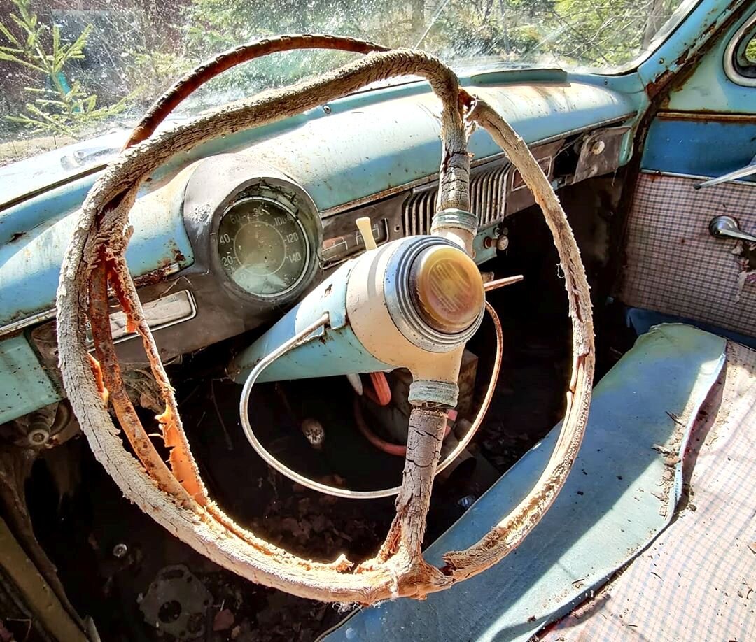 Грустный автомобиль