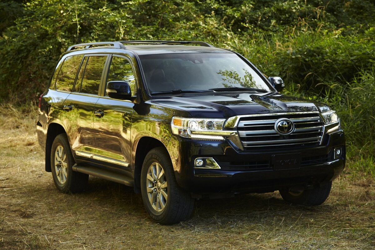 TOYOTA LAND CRUISER 200