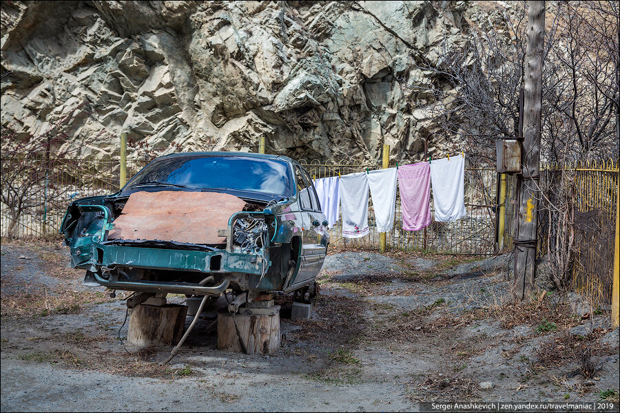 Увидел, как живут люди на границе с Южной Осетией. Выглядит хуже, чем в ссылке