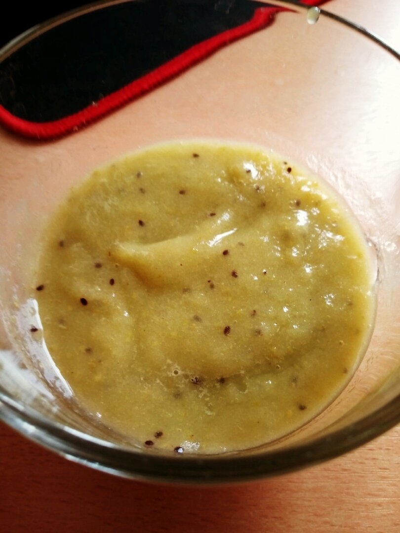 Вкусный смузи из банана и киви 