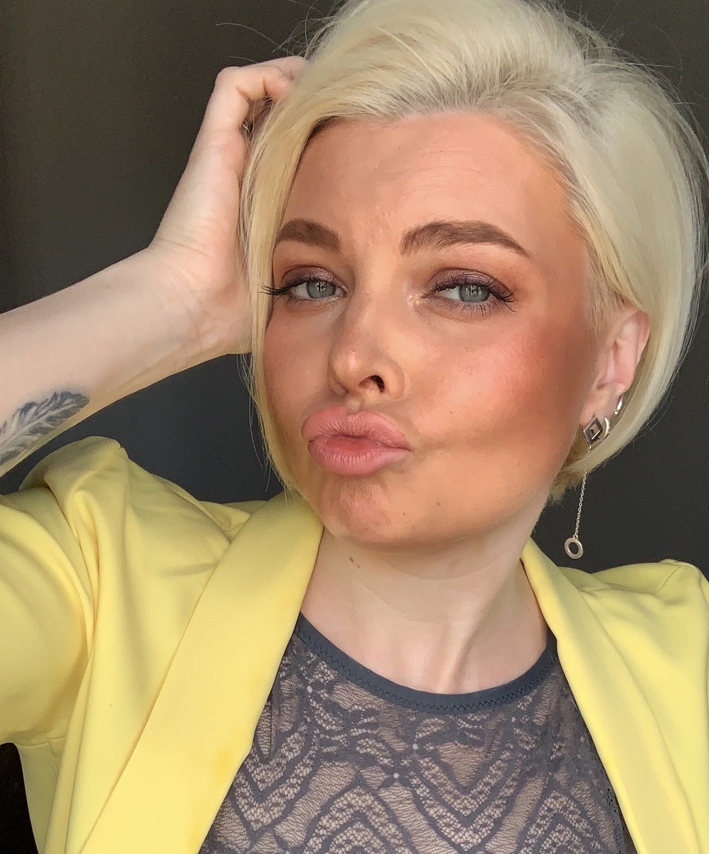 Например, вот так))